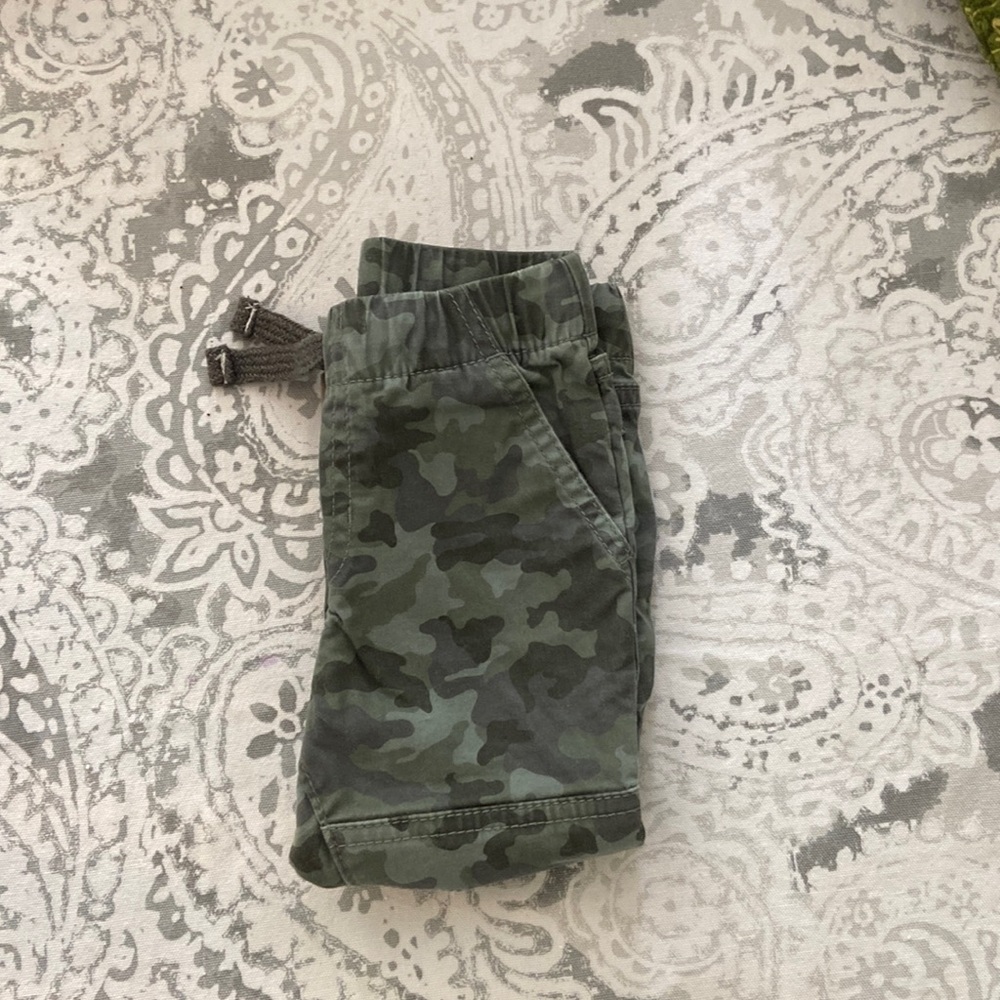 Cat & Jack 18m army joggers